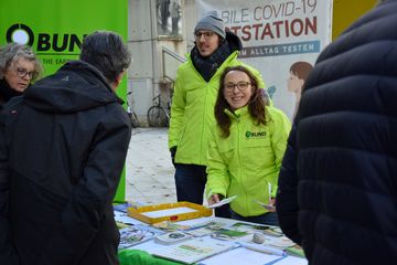 Julia Keilbach und BUND-Aktiver Sebastian Wagner